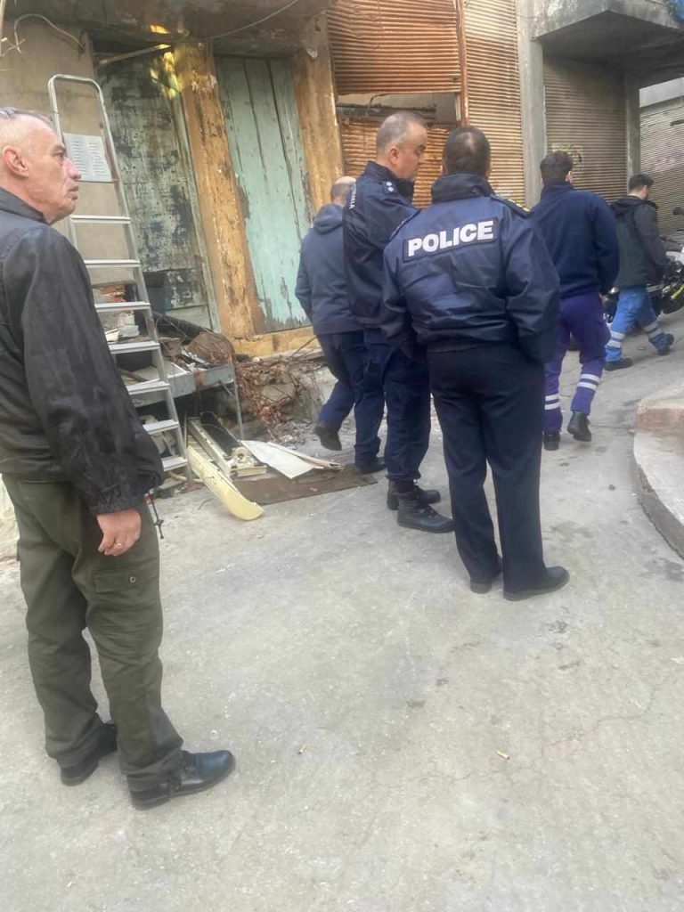 Συντονισμένη επιχείρηση Δήμου Πειραιά – ΕΛ.ΑΣ για την απομάκρυνση παράνομα διαμενόντων στην περιοχή του Αγίου Διονυσίου