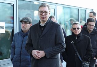 Σερβία: Ο πρόεδρος Βούτσιτς προετοιμάζει τους πολίτες για σύγκρουση