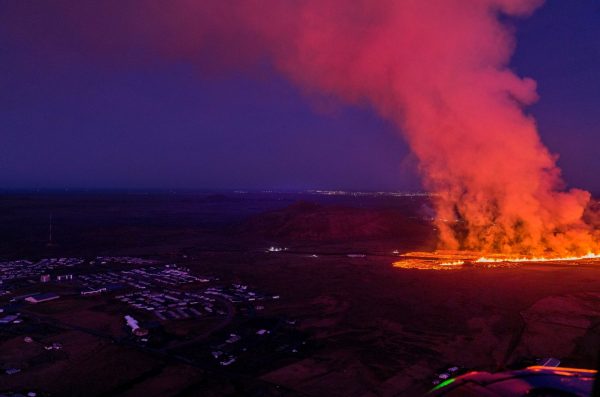 Ισλανδία: Νέα έκρηξη του ηφαιστείου της χερσονήσου Ρέικιανες – Η έβδομη από το 2021