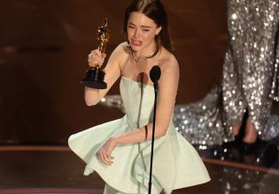 Τέσσερα Όσκαρ για το Poor Things του Λάνθιμου και μεγάλος νικητής το Οπενχάιμερ – Όλα όσα συνέβησαν