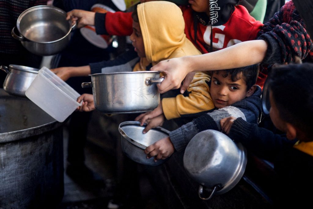 Γάζα: Το Ισραήλ απαγόρευσε στην UNRWA να παρέχει ανθρωπιστική βοήθεια στο βόρειο τμήμα της Λωρίδας