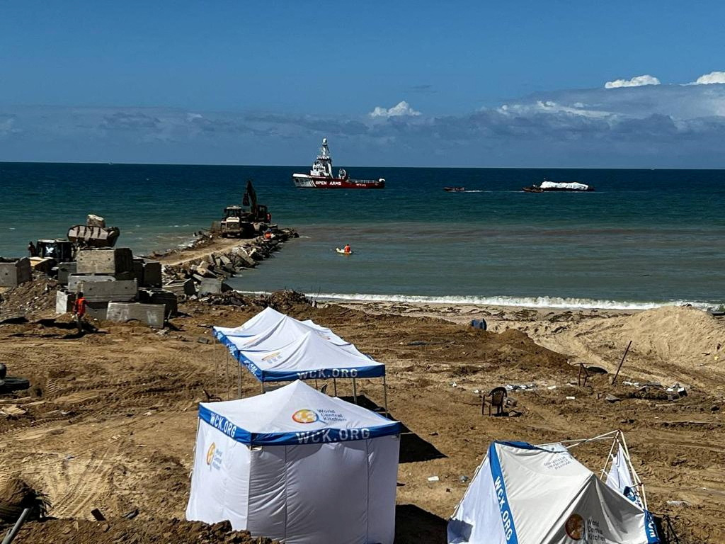 Γάζα: Εκφορτώθηκαν οι προμήθειες από το πλοίο με την ανθρωπιστική βοήθεια