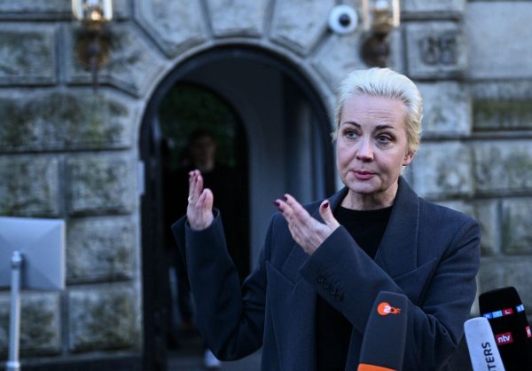 Γιούλια Ναβάλναγια: «Δεν είναι πραγματικός πρόεδρος, είναι γκάνγκστερ» – Το μήνυμα της στον Πούτιν