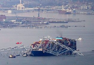 Βαλτιμόρη: Συνεχίζονται οι έρευνες για τους αγνοούμενους – Αναφορές ότι ανασύρθηκε πτώμα από το νερό