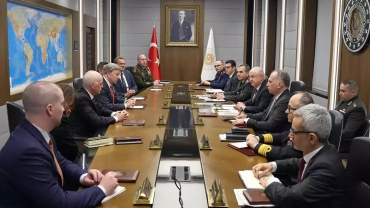 Τουρκία: Συνάντηση Αμερικανών βουλευτών με τον υπουργό Άμυνας για τα F16 - Στις ΗΠΑ στις 9 Μαΐου ο Ερντογάν
