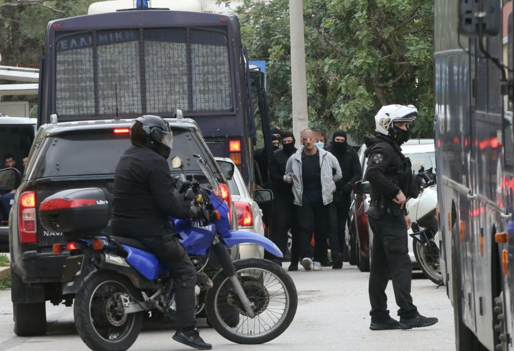 «Σύμπραξη Εκδίκησης»: Προφυλακιστέοι οι έξι κατηγορούμενοι για συμμετοχή σε τρομοκρατική οργάνωση