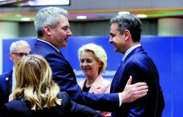 Προετοιμασίες πολέμου στις Βρυξέλλες