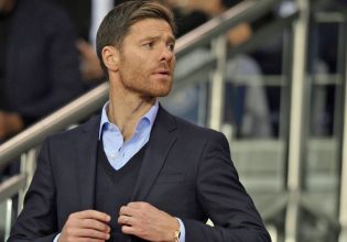 Μένει στην Λεβερκούζεν ο Αλόνσο: «Η δουλειά μου στην Μπάγερ δεν έχει τελειώσει»