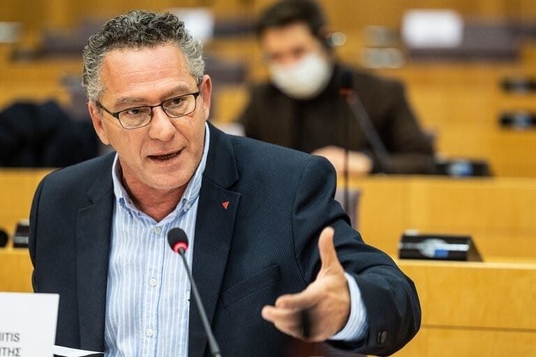 Αρβανίτης για Π. Μαρινάκη: Προπέτης ο κυβερνητικός εκπρόσωπος – Αγνοεί τις στοιχειώδεις διαδικασίες στο ΕΚ