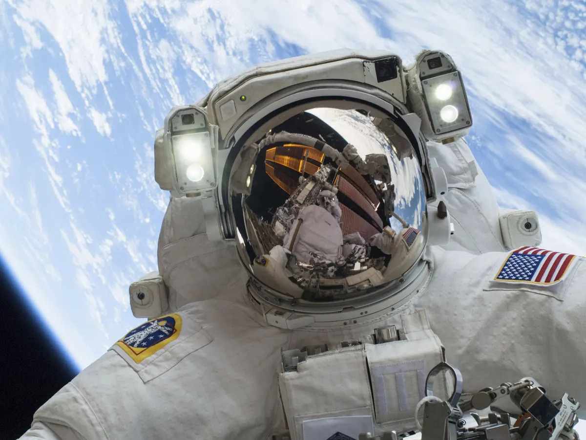 Υποψήφιους αστροναύτες ψάχνει η NASA – Ο εξαψήφιος μισθός και οι προϋποθέσεις