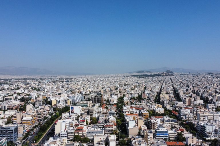 Golden Visa, AirBnB και βραχυχρόνιες μισθώσεις: Τι αλλάζει σε δηλώσεις και ελέγχους