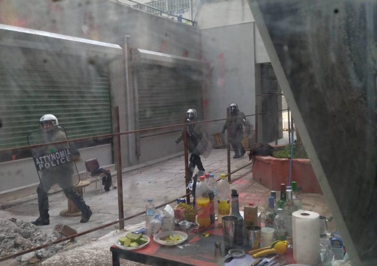 Αστυνομική επέμβαση στο Αριστοτέλειο Πανεπιστήμιο Θεσσαλονίκης – Προσαγωγές φοιτητών