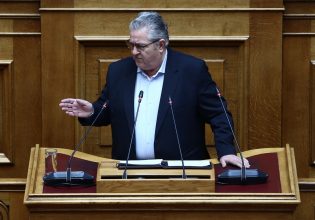 Πυρά Κουτσούμπα κατά κυβέρνησης για ιδιωτικά ΑΕΙ – «Αναχρονισμός και επιστροφή σε προηγούμενους αιώνες»