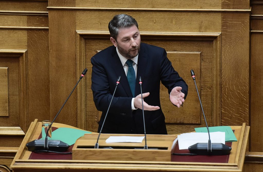 Μίλησε με τους πολιτικούς αρχηγούς ο Ανδρουλάκης για την πρόταση δυσπιστίας