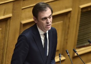 Μάντζος: Να μην μαθαίνουμε ζητήματα εξωτερικής πολιτικής και άμυνας από αναρτήσεις του Ζελένσκι