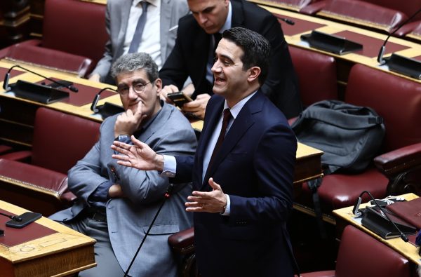 Θλιβερή παράσταση Καραμανλή, λέει ο Κατρίνης – «Συνένοχοι Μητσοτάκης και κυβέρνηση»