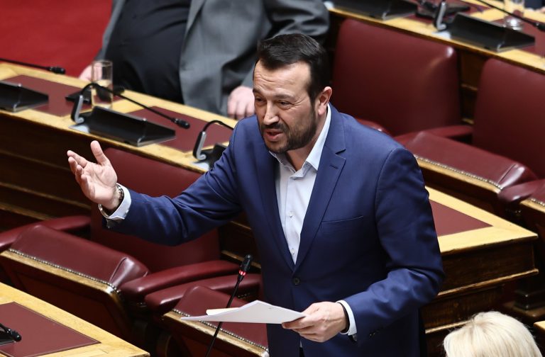 Δεν υπήρξε συνεννόηση της αντιπολίτευσης για την πρόταση δυσπιστίας, λέει ο Παππάς