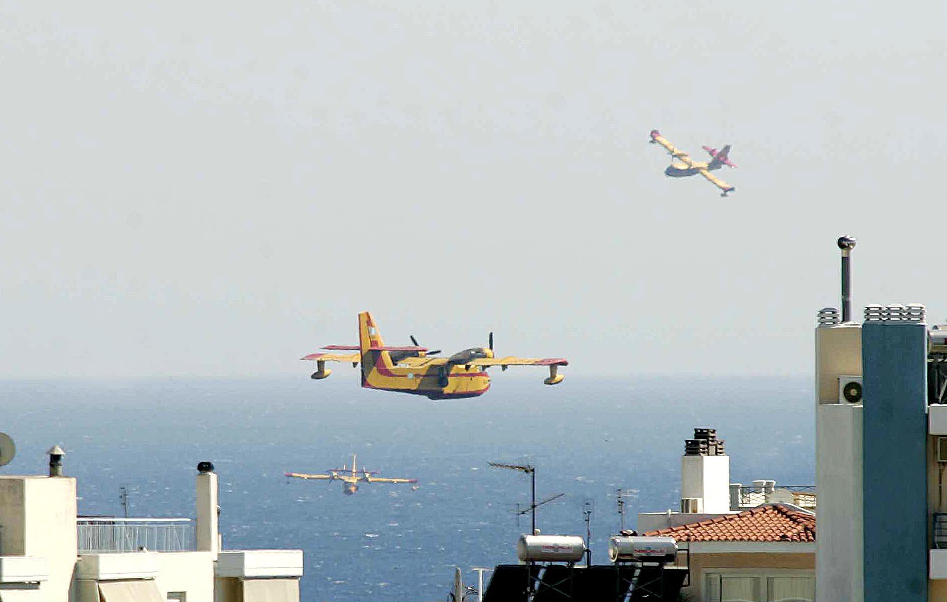 Η Κομισιόν χρηματοδοτεί την αγορά 12 πυροσβεστικών αεροπλάνων - Μέρος θα φιλοξενηθεί και στην Ελλάδα