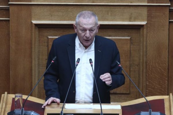 Παφίλης: Η πρόταση εξεταστικής του ΚΚΕ βοήθησε να καταγραφούν οι πολιτικές και ποινικές ευθύνες για τα Τέμπη