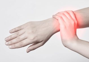 Κορονοϊός: Αυξάνει τον κίνδυνο για αυτοάνοσα φλεγμονώδη ρευματικά νοσήματα