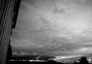 Καιρός σήμερα: Βροχές και καταιγίδες στα δυτικά και τα βόρεια