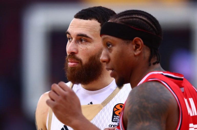 Δημοσίευμα-«βόμβα» για τον Ολυμπιακό: «Αυτός που φεύγει, ο ελεύθερος Τζέιμς και ο Ντόρσεϊ»