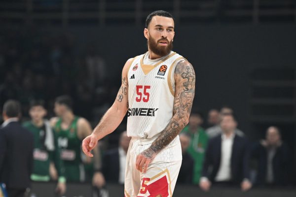 Euroleague: MVP για τον Φεβρουάριο ο Μάικ Τζέιμς (vid)