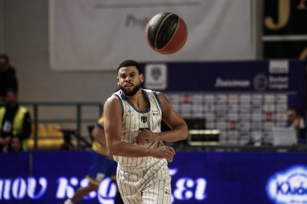 ΜακΚάλουμ: «Ανυπομονούμε για το παιχνίδι με τον Παναθηναϊκό, θέλουμε τη στήριξή σας»