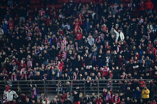 Δεν θα πέφτει… καρφίτσα στο Καραϊσκάκη – Ανακοίνωσε sold out για το ματς με τη Μακάμπι ο Ολυμπιακός (pic)