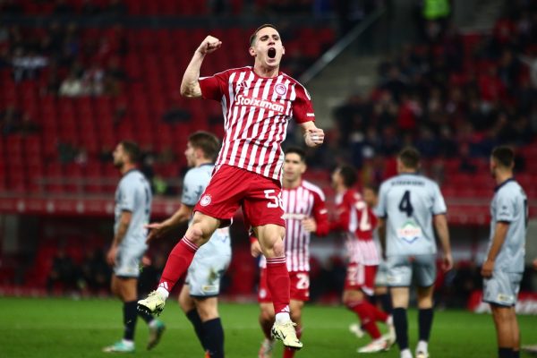 Ο Ποντένσε «πιάνει» τον Ριβάλντο