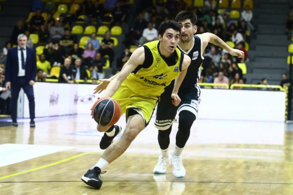 Νίκη-ανάσα για το Μαρούσι, σε δύσκολη θέση ο Απόλλων Πάτρας (99-73)