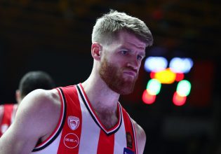 Το πρησμένο πόδι του Γουόκαπ μετά το ντέρμπι με τον Παναθηναϊκό (pics)