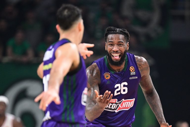 Mε Ντάντε Χολ στην κορυφή και Λεσόρ να ξεχωρίζει το top-10 της Euroleague (vid)