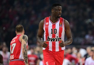 Φαλ για τον Ολυμπιακό: «Εδώ είναι το σπίτι μου» (pic)