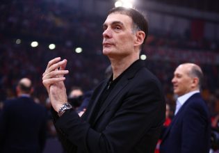 Η ομιλία του Μπαρτζώκα στα αποδυτήρια του Ολυμπιακού μετά το ντέρμπι (vid)