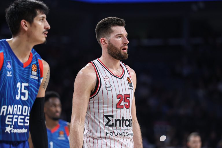 Πίτερς: «Δεν μπήκαμε στο παιχνίδι όπως θέλαμε»