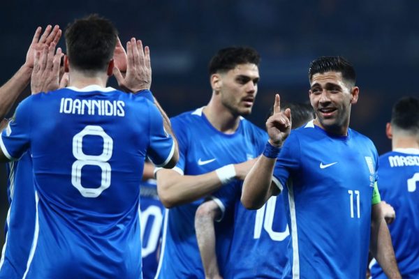 Με κόσμο η Εθνική Ελλάδας στην Τιφλίδα