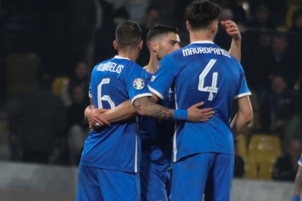 Το πάθος των διεθνών και η παρακάμερα από το «πάρτι» με το Καζακστάν (vid)