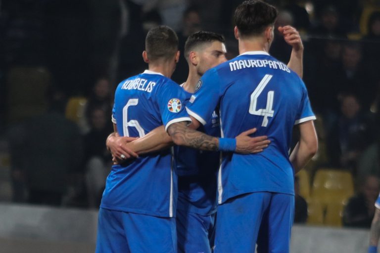 Το πάθος των διεθνών και η παρακάμερα από το «πάρτι» με το Καζακστάν (vid)