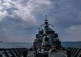 «Ασπίδες»: Η φρεγάτα Ύδρα έφτασε στην Ερυθρά Θάλασσα