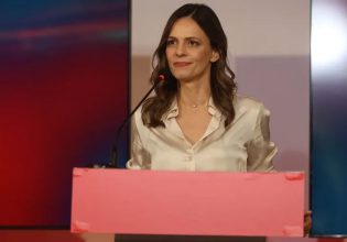 Αχτσιόγλου: Να γίνουμε το όχημα των κοινωνικών δυνάμεων απέναντι στη Δεξιά