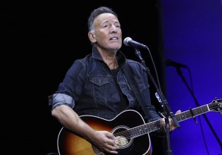 Μπρους Σπρίνγκστιν: Ποιος ηθοποιός θα τον υποδυθεί στη μεγάλη οθόνη