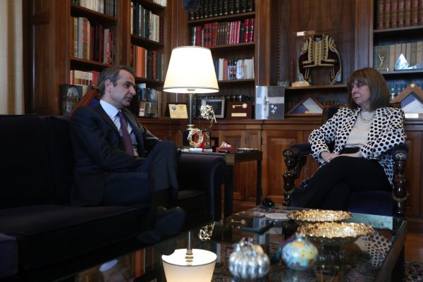 Μητσοτάκης: Επιμένει στα περί οριστικής διαγραφής φοιτητών – Ζητά «συνεργασία» των πρυτανικών αρχών