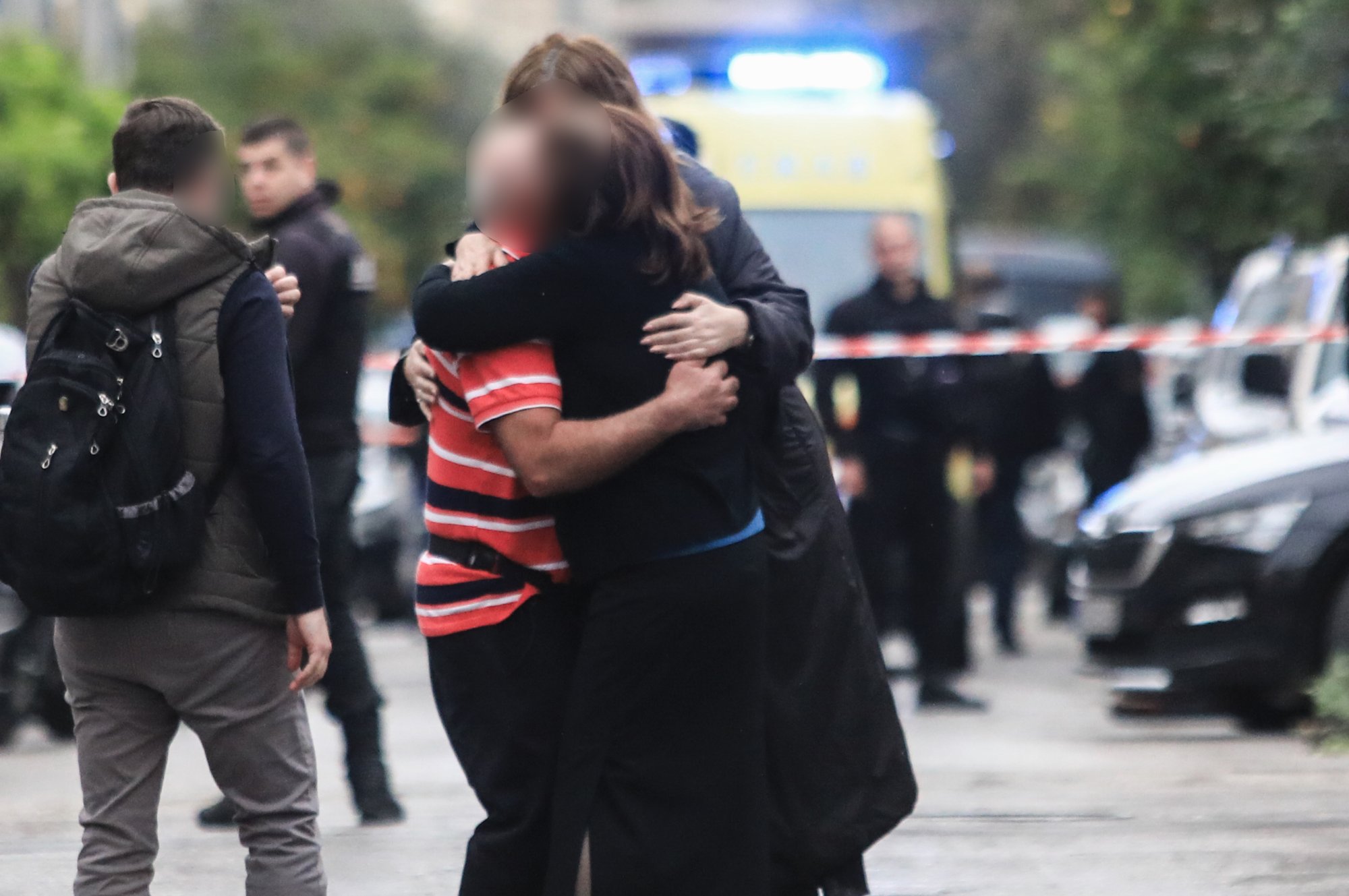 Δολοφονία στη Νίκαια: «Ο πατέρας μου ήθελε να με εκδικηθεί» λέει η σύζυγος του θύματος και κόρη του δράστη