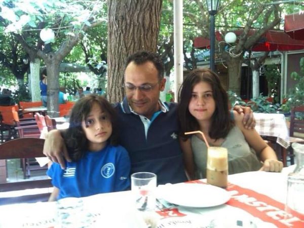 «Κάθε μέρα διαβάζω τη λίστα των νεκρών στη Γάζα για να βεβαιωθώ ότι οι δικοί μου ζουν»