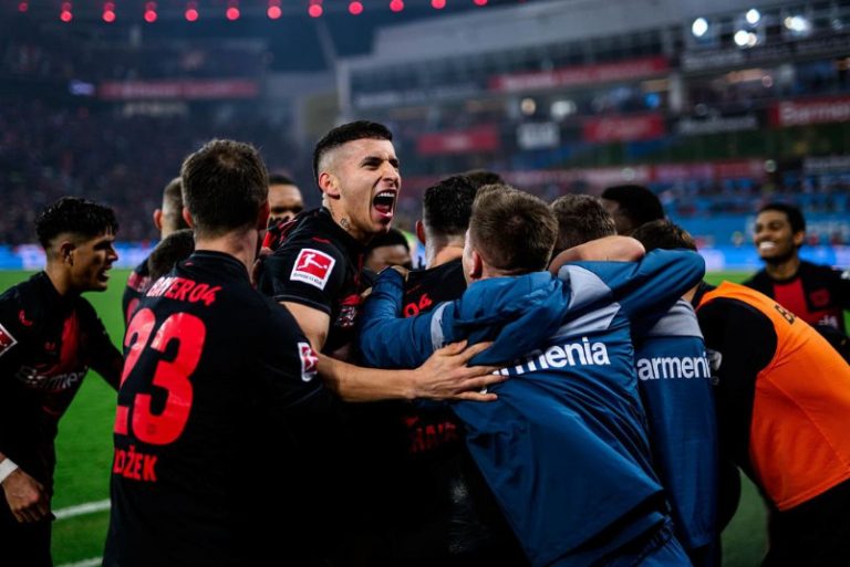 Αδιανόητη ανατροπή στο φινάλε για την Λεβερκούζεν (2-1) – Γκέλα για τη Λειψία (0-0)