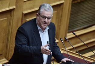 Ο Κουτσούμπας πάει στη Βουλή με στόχο πολλές μομφές στην κυβέρνηση