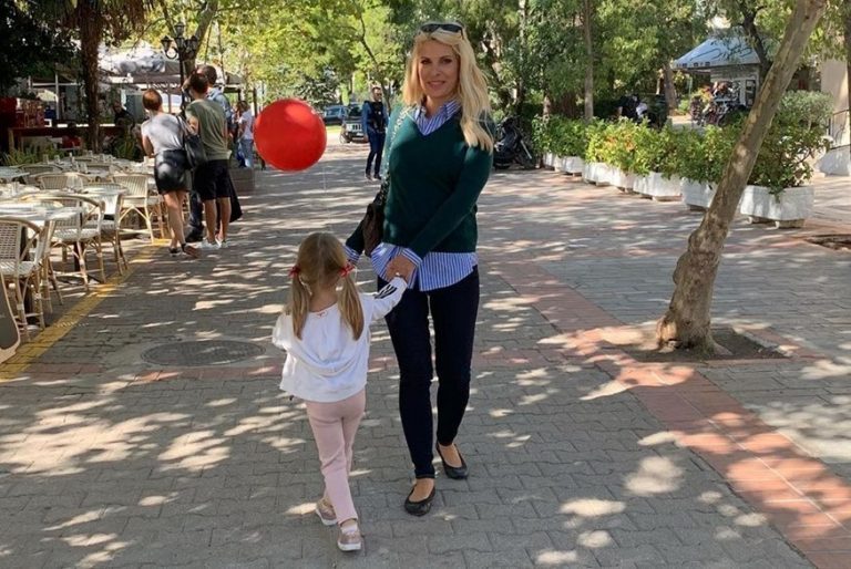 Οι λατρεμένες ευχές της Ελένης Μενεγάκη στην κορούλα της Μαρίνα