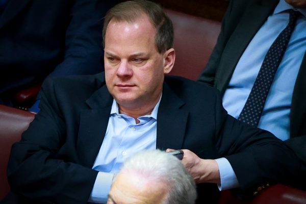 Καραμανλής: «Με κατηγορούν χωρίς κατηγορίες – Είμαι στη διάθεση των Αρχών»