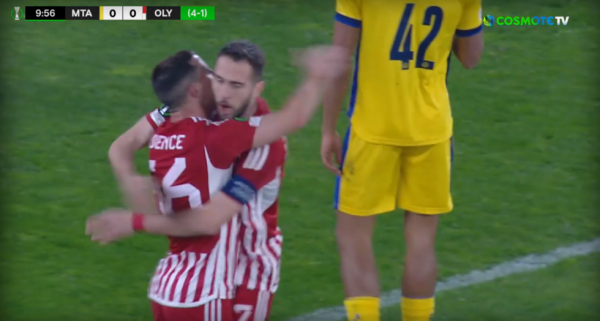 Το γκολ του Ποντένσε που έβαλε «φωτιά» στο ματς (vid)